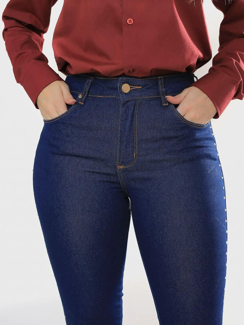 Calça Feminina Flare Jeans Escuro com Strass Lateral